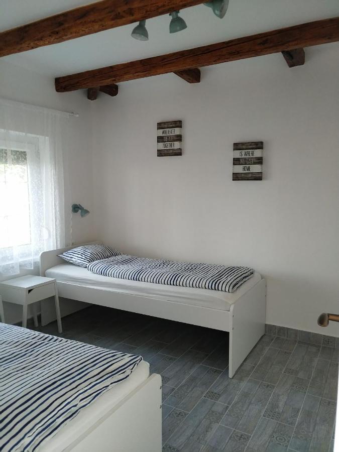 Exclusive Beachfront Villa Fonyód Buitenkant foto